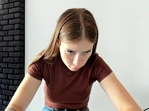 vikky s1 online show from September 2025 10:04:02 AM