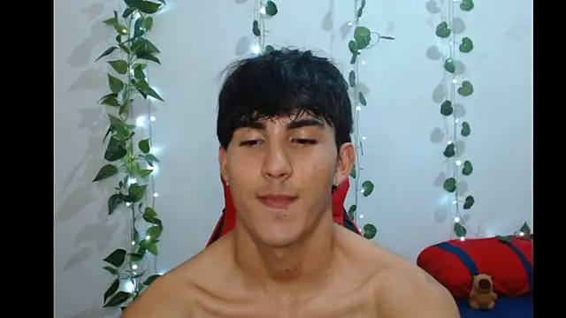 neithanzynxx online show from March 2025 07:53:01 PM