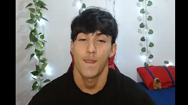 neithanzynxx online show from March 2025 07:37:02 PM