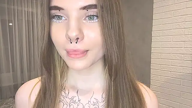 CarolinePepper online show from February 2025 07:14:01 PM