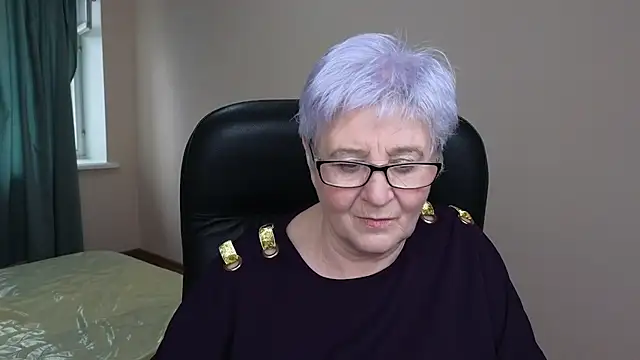 Snapshot of Sandra_Snowflake chatting on March 2025 06:57:01 AM Sandra Snowflake online show from March 2025 06:57:01 AM
