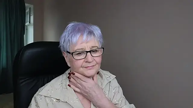 Snapshot of Sandra_Snowflake chatting on March 2025 10:10:02 AM Sandra Snowflake online show from March 2025 10:10:02 AM