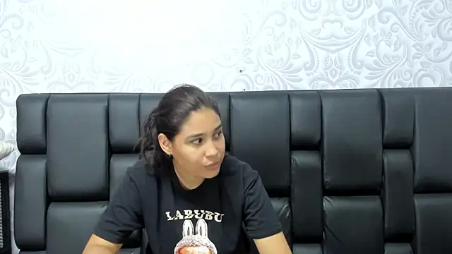 ElizaAndQuisha online show from September 2025 01:13:01 PM