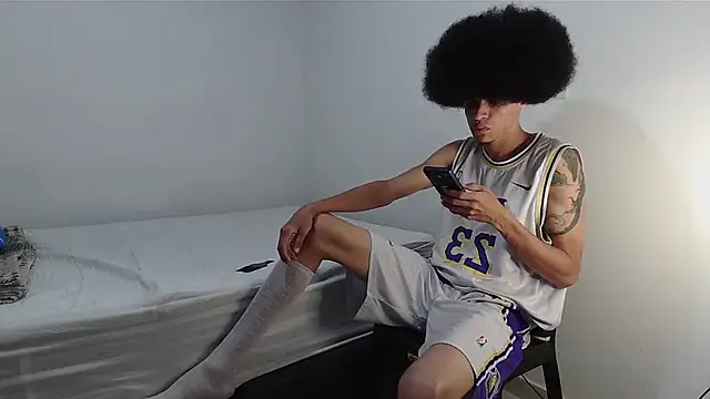 Snapshot of Smith_Gael chatting on November 2025 11:41:01 PM Smith Gael online show from November 2025 11:41:01 PM