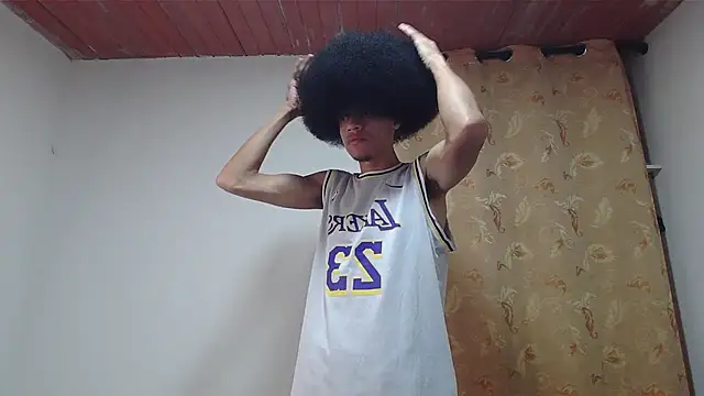 Snapshot of Smith_Gael chatting on December 2025 11:09:02 PM Smith Gael online show from December 2025 11:09:02 PM