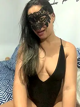 Snapshot of Belatantrica chatting on October 2025 03:06:01 AM Belatantrica online show from October 2025 03:06:01 AM