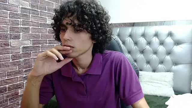 andres ocasio online show from February 2025 07:25:02 PM