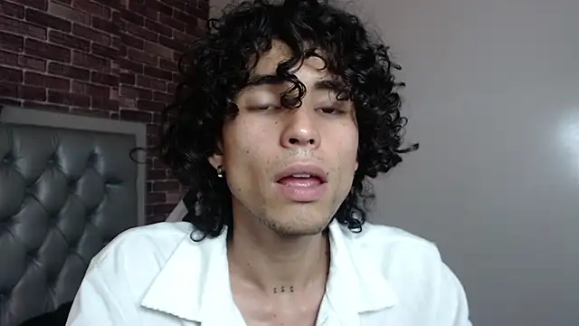 andres ocasio online show from March 2025 04:22:01 PM