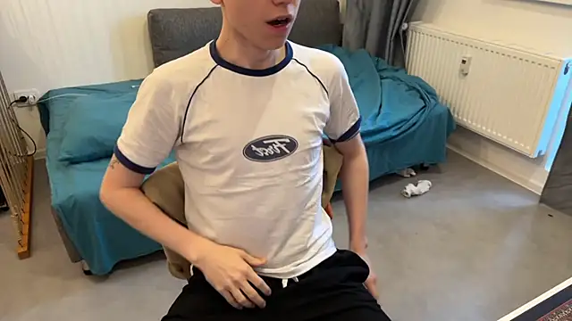 Snapshot of tommy_colson chatting on November 2025 09:31:01 AM tommy colson online show from November 2025 09:31:01 AM