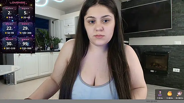 Layla- online show from February 2025 07:38:02 PM