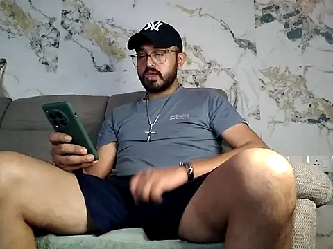 Snapshot of freakydesi chatting on October 2025 08:29:01 PM freakydesi online show from October 2025 08:29:01 PM