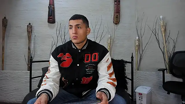 NoahVolkov online show from March 2025 11:40:02 AM