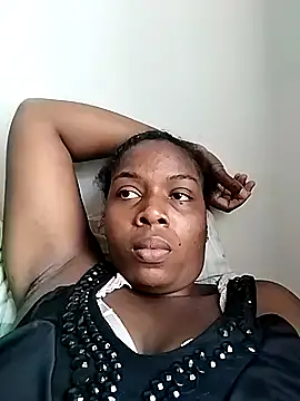 estrellahs online show from March 2025 01:49:01 PM