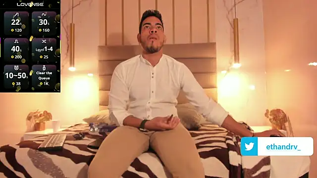 Snapshot of ETHAN_DRAVEN chatting on October 2025 07:33:02 PM ETHAN DRAVEN online show from October 2025 07:33:02 PM