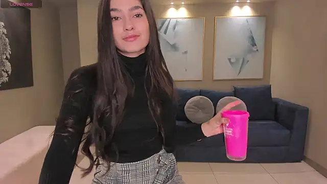 BellaClark1 online show from September 2025 11:26:02 PM