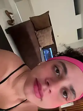 KittyTwerk 2 online show from March 2025 02:01:02 PM