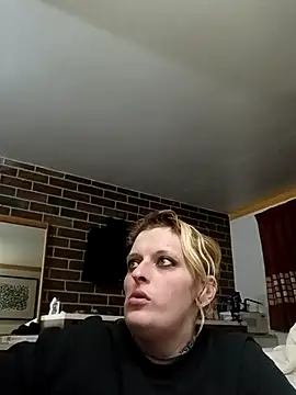 Snapshot of KITTYBOOBOOFUXX chatting on October 2025 03:50:02 AM KITTYBOOBOOFUXX online show from October 2025 03:50:02 AM