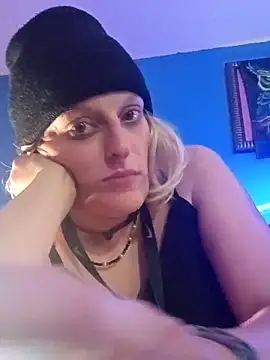 Snapshot of KITTYBOOBOOFUXX chatting on November 2025 08:14:01 AM KITTYBOOBOOFUXX online show from November 2025 08:14:01 AM