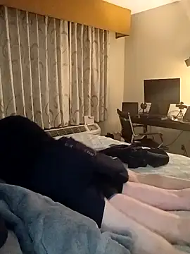 Snapshot of KITTYBOOBOOFUXX chatting on November 2025 04:01:02 AM KITTYBOOBOOFUXX online show from November 2025 04:01:02 AM