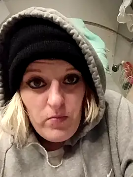 Snapshot of KITTYBOOBOOFUXX chatting on November 2025 10:57:02 PM KITTYBOOBOOFUXX online show from November 2025 10:57:02 PM