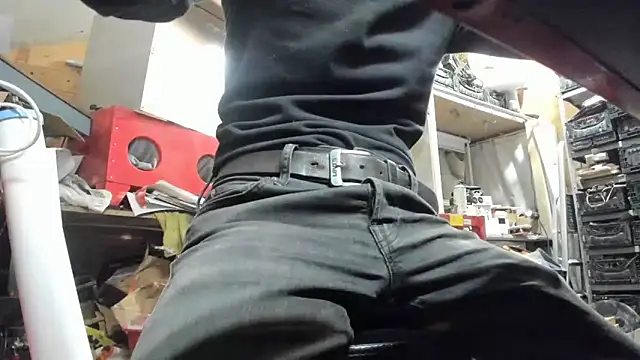 Snapshot of bisciu1976 chatting on March 2025 01:40:01 PM bisciu1976 online show from March 2025 01:40:01 PM