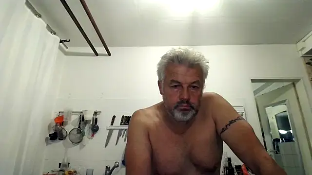 Berg Boy online show from September 2025 09:17:02 PM