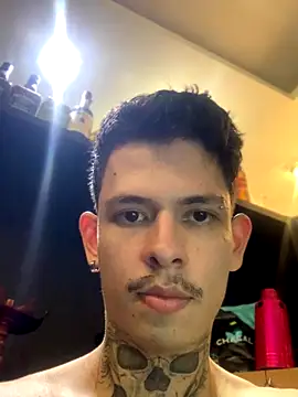 craxybaby online show from December 2025 09:31:02 PM