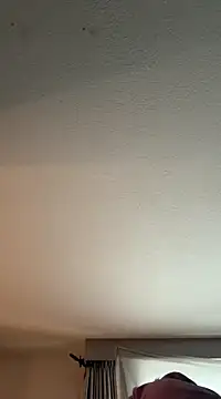 Snapshot of 2brokegirlz chatting on March 2025 04:07:02 PM 2brokegirlz online show from March 2025 04:07:02 PM