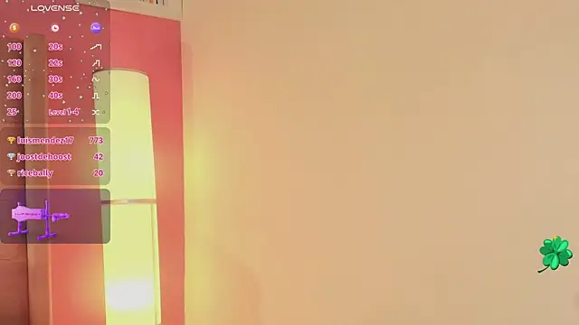 Snapshot of Kloe_raizee chatting on March 2025 02:25:02 AM Kloe raizee online show from March 2025 02:25:02 AM