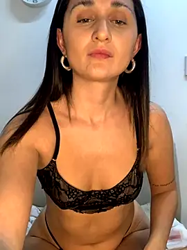 Snapshot of luci_brecman chatting on September 2025 03:06:02 AM luci brecman online show from September 2025 03:06:02 AM