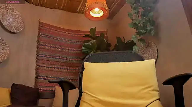 Snapshot of LiamByrne chatting on March 2025 03:44:02 AM LiamByrne online show from March 2025 03:44:02 AM