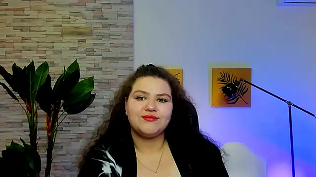 Snapshot of FlorenceAnderson chatting on March 2025 01:57:02 PM FlorenceAnderson online show from March 2025 01:57:02 PM