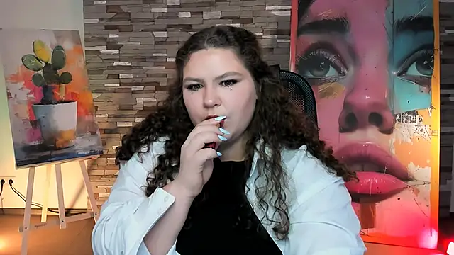 Snapshot of FlorenceAnderson chatting on March 2025 01:40:01 PM FlorenceAnderson online show from March 2025 01:40:01 PM