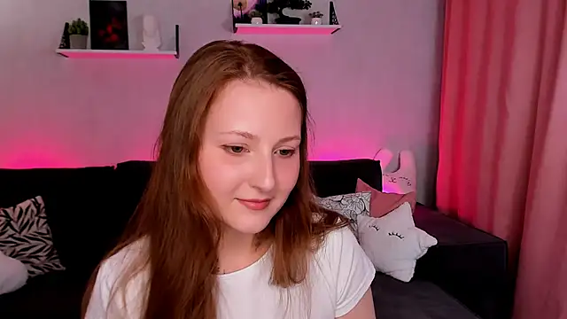 VelvetCherry  online show from March 2025 12:25:02 PM