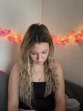 Snapshot of mollygirll chatting on October 2025 09:42:02 AM mollygirll online show from October 2025 09:42:02 AM