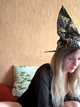 Snapshot of mollygirll chatting on October 2025 11:56:02 AM mollygirll online show from October 2025 11:56:02 AM