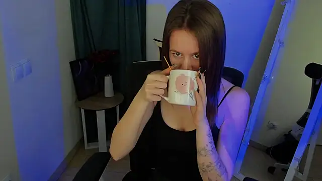 Catherine e online show from November 2025 09:48:02 PM