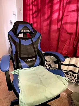 Snapshot of taimara_1 chatting on November 2025 04:38:01 PM taimara 1 online show from November 2025 04:38:01 PM