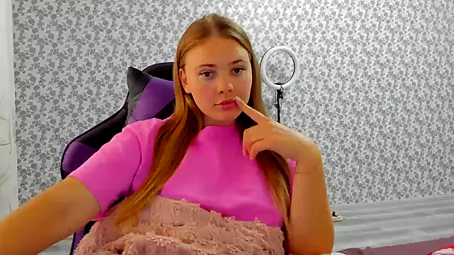 MaryLushh online show from September 2025 09:31:02 AM