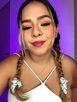 Snapshot of Daniela_Vidarte chatting on September 2025 11:28:01 PM Daniela Vidarte online show from September 2025 11:28:01 PM