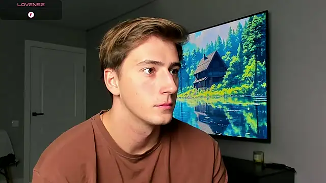 Snapshot of DaniHort chatting on October 2025 09:28:01 AM DaniHort online show from October 2025 09:28:01 AM