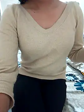 Snapshot of shilpa_r chatting on November 2025 02:00:02 AM shilpa r online show from November 2025 02:00:02 AM