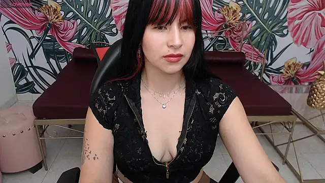 Nina harper  online show from September 2025 08:20:02 PM