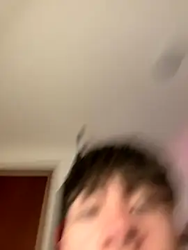 Snapshot of Tonerii chatting on December 2025 03:38:02 AM Tonerii online show from December 2025 03:38:02 AM