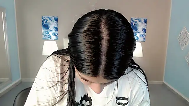 maddissonivanova online show from November 2025 07:14:01 PM