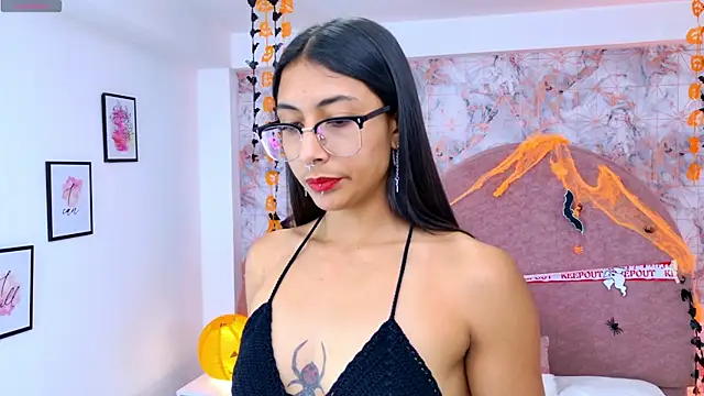 Snapshot of RavenGloomy chatting on October 2025 07:40:01 PM RavenGloomy online show from October 2025 07:40:01 PM