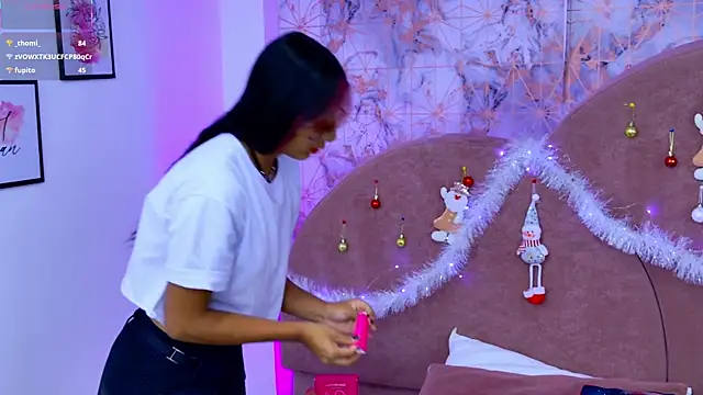 Snapshot of RavenGloomy chatting on December 2025 08:04:01 PM RavenGloomy online show from December 2025 08:04:01 PM