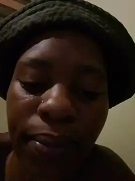 Mercy Browny online show from December 2025 10:28:02 PM