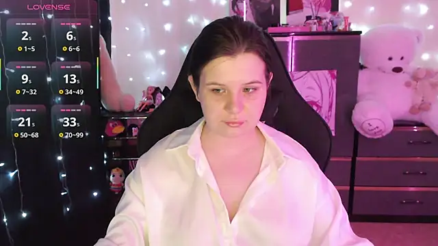 Snapshot of AmyVibess chatting on September 2025 08:08:02 PM AmyVibess online show from September 2025 08:08:02 PM