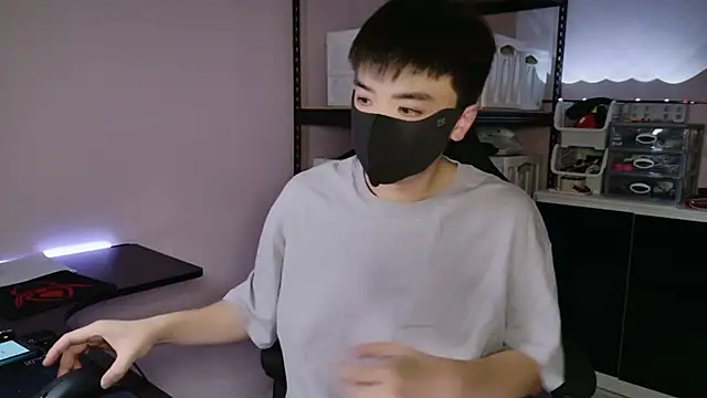 doggyman523 online show from October 2025 04:15:02 PM